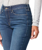 Signature by Levi Strauss & Co. Gold Womens Curvy Straight Jean